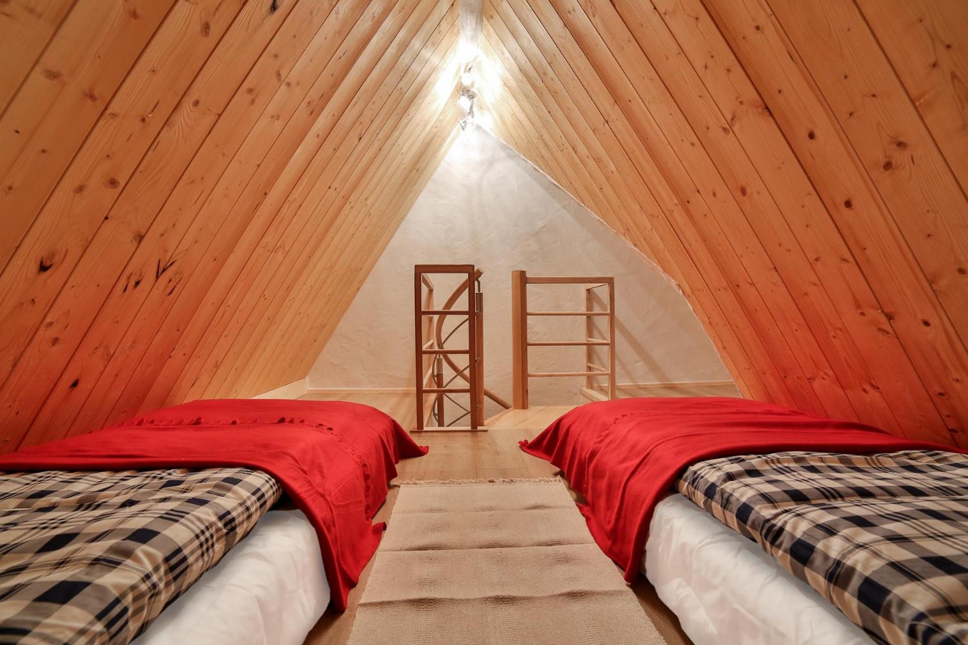 Dom Na Wichrowym Wzgorzu Apartment Letownia