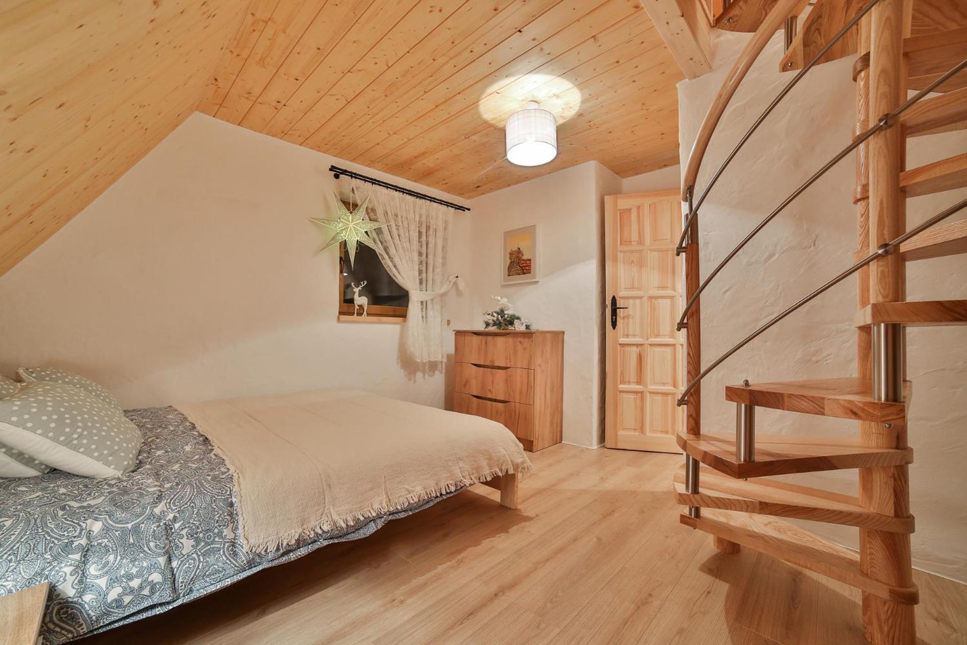 Dom Na Wichrowym Wzgorzu Apartment Letownia